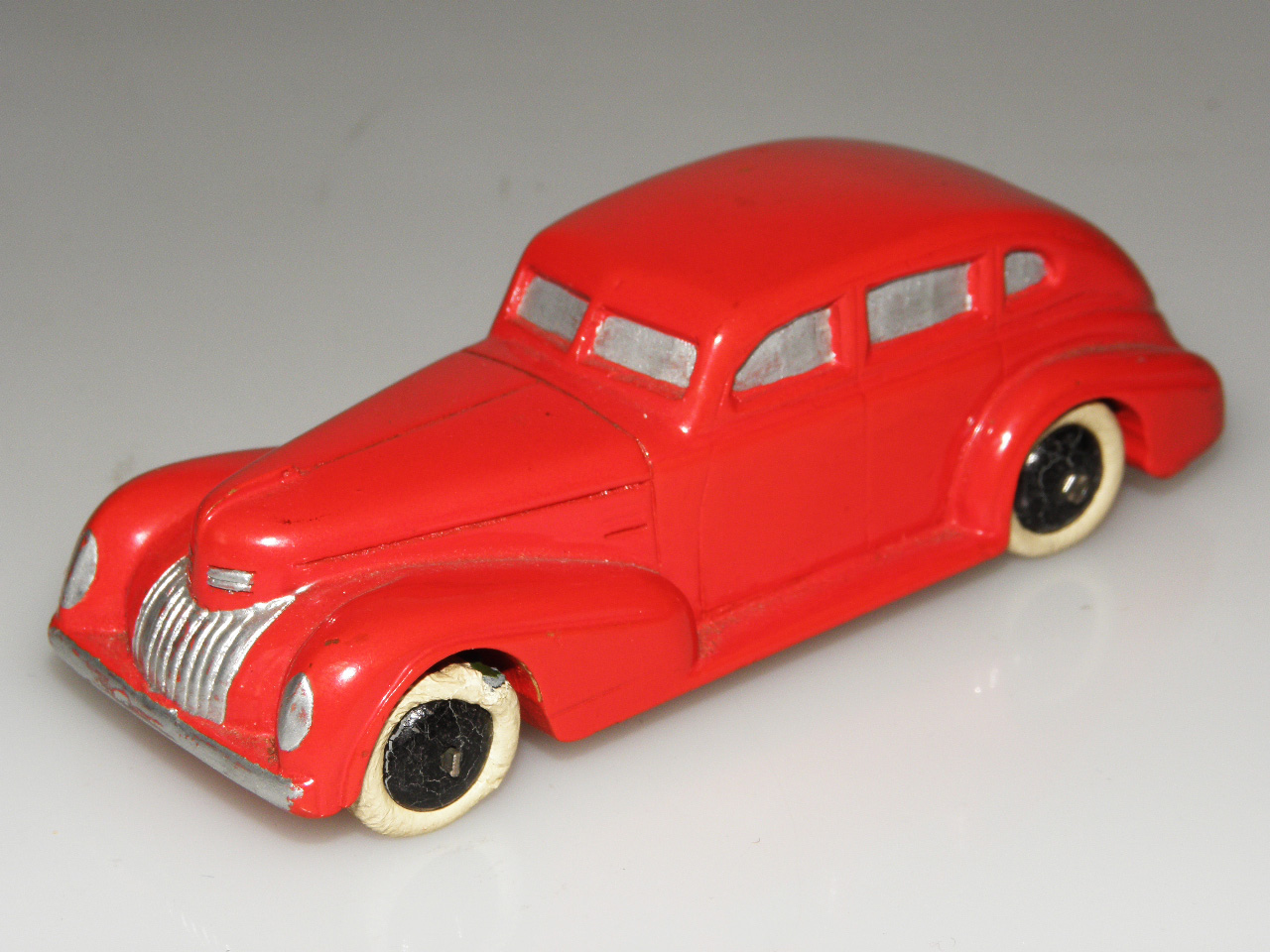 Dinky Toys GB 39E Chrysler Royal Sedan 1/43 - Miniature Verte Zamak - Collection UK