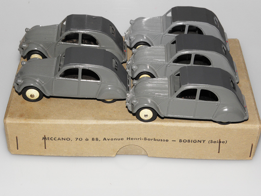 Dinky Toys U 23 - Citroën Jaune Et Rouge - Code 3 - 1/43 - Occasion